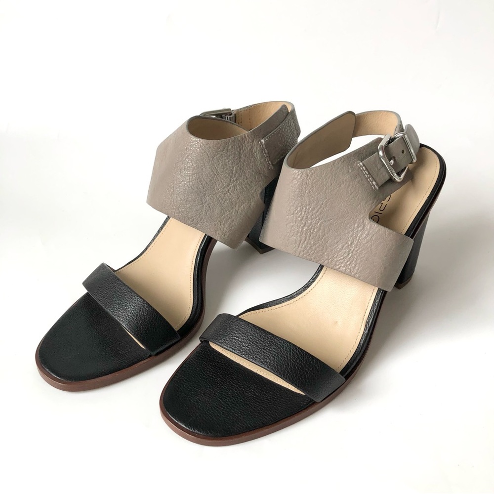 Via Spiga V-Belia Two Tone Leather Block Heel Sandals Size 9.5 M (NWOB)
